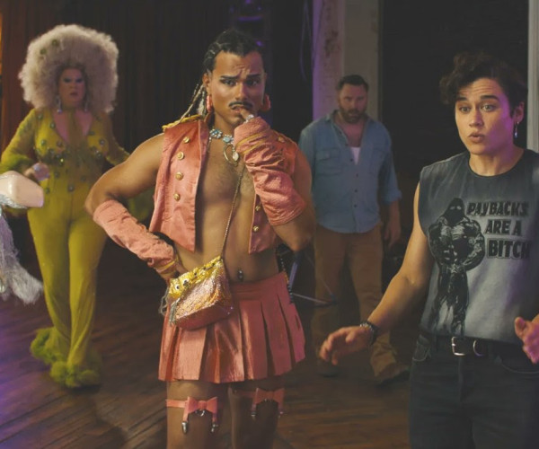 Photo: Queens of the Dead