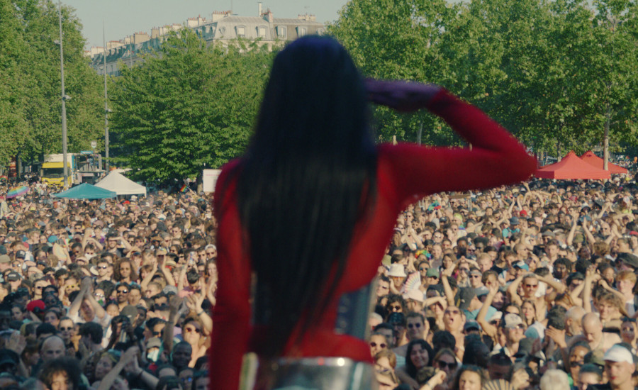 Lalla : Singer, Rapper, Danger